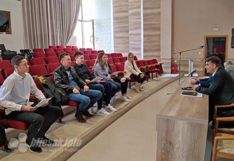 Mostar: Rukometni savez FBiH podijelio stipendije rukometašicama i rukometašima - Mostar: Rukometni savez FBiH podijelio stipendije rukometašicama i rukometašima
